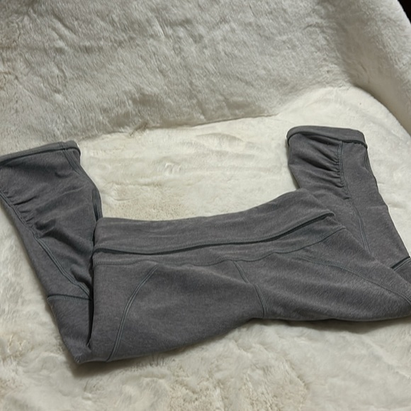Lululemon Crop Leggings- Chase Me - Picture 7 of 8